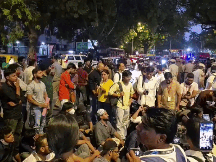 पुलिस अफसर पर यौन हमले के लगाए आरोप; बोली- ACP ने सीने पर हाथ मारा, धक्का दिया